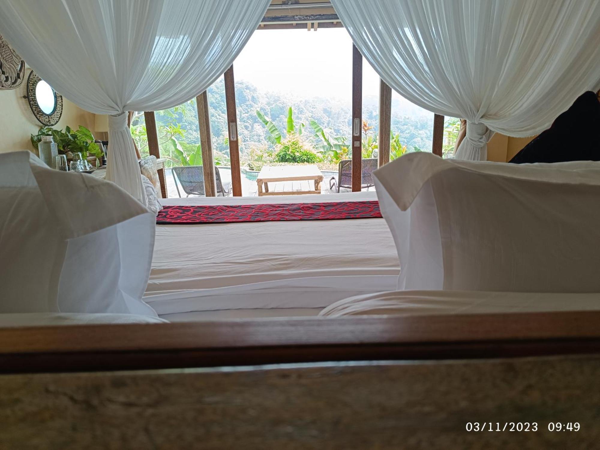 Dwan Tea Mountain Side Bed & Breakfast Jatiluwih Rom bilde